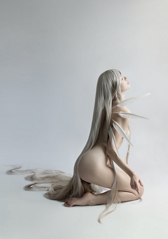 CENCIG_Delphine_Light touch_Fantasy_800px.jpg