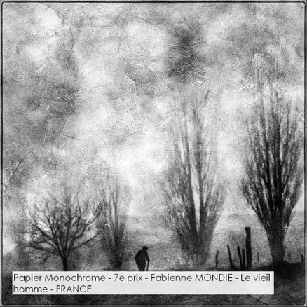 Papier Monochrome - 7e prix - Fabienne MONDIE - Le vieil homme - FRANCE.jpg