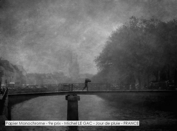 Papier Monochrome - 9e prix - Michel LE GAC - Jour de pluie - FRANCE.jpg