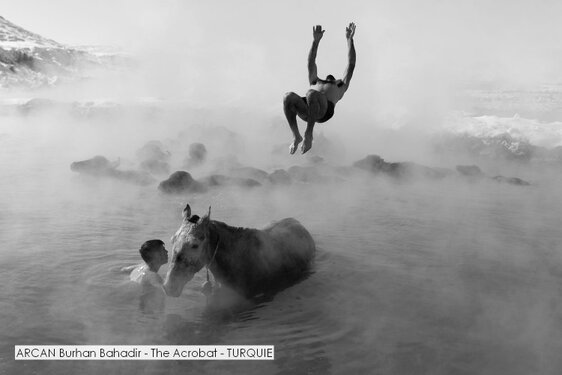 ARCAN Burhan Bahadir - The Acrobat - TURQUIE.jpg