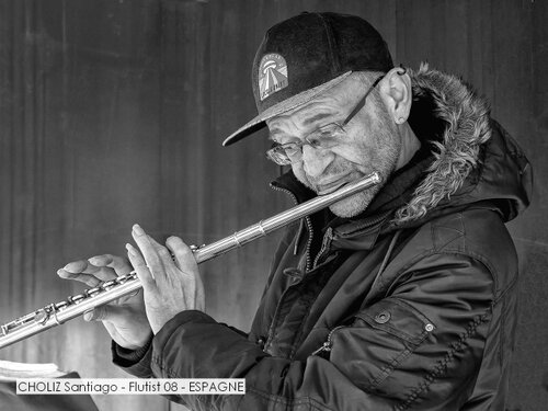 CHOLIZ Santiago - Flutist 08 - ESPAGNE.jpg