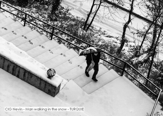 CIG Nevin - Man walking in the snow - TURQUIE.jpg