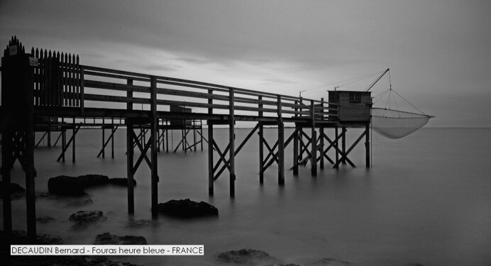 DECAUDIN Bernard - Fouras heure bleue - FRANCE.jpg