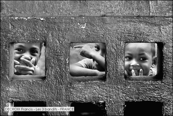 DECROIX Francis - Les 3 bandits - FRANCE.jpg