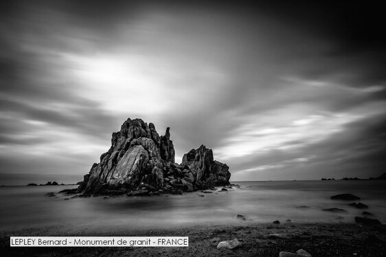 LEPLEY Bernard - Monument de granit - FRANCE.jpg