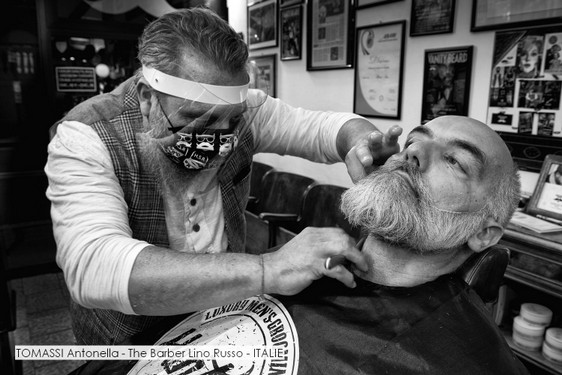 TOMASSI Antonella - The Barber Lino Russo - ITALIE.jpg