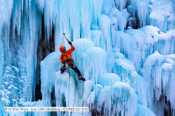 RYU Shin Woo - Ice Cliff Climbing - COREE DU SUD.jpg