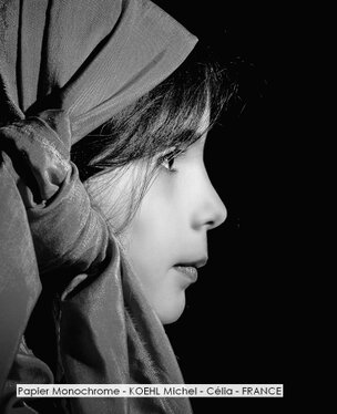 Papier Monochrome - KOEHL Michel - Célia - FRANCE.jpg