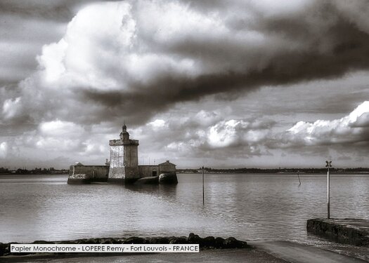 Papier Monochrome - LOPERE Remy - Fort Louvois - FRANCE.jpg