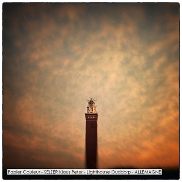 Papier Couleur - SELZER Klaus Peter - Lighthouse Ouddorp - ALLEMAGNE.jpg