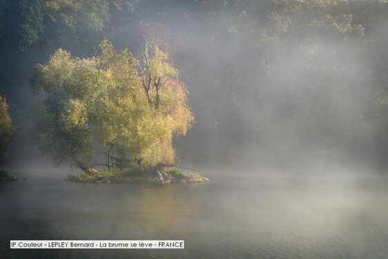 IP Couleur - LEPLEY Bernard - La brume se lève - FRANCE.jpg