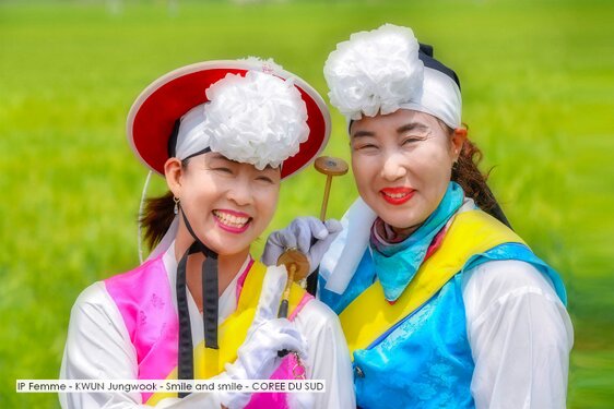 IP Femme - KWUN Jungwook - Smile and smile - COREE DU SUD.jpg