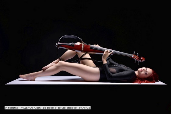 IP Femme - VILLEROT Alain - La belle et le violoncelle - FRANCE.jpg