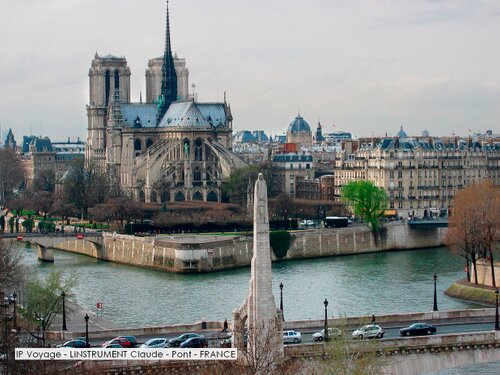 IP Voyage - LINSTRUMENT Claude - Pont - FRANCE.jpg