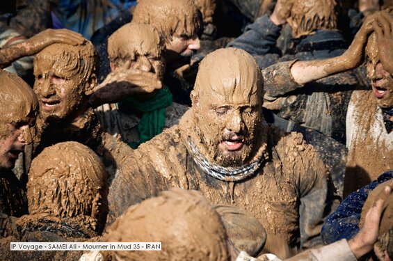 IP Voyage - SAMEI Ali - Mourner in Mud 35 - IRAN.jpg